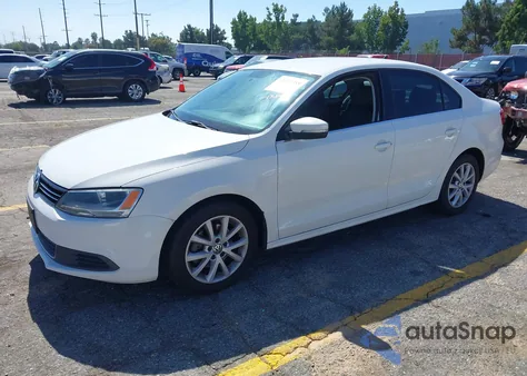 2013 Volkswagen Jetta 2.5L Se z USA, uszkodzony, nr VIN 3VWDP7AJ5DM237497